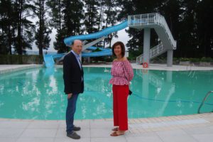 Visita institucional a la piscina de Monterrei