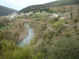 Vista de Sobradelo (Carballeda de Valdeorras) paso del Camino de Invierno